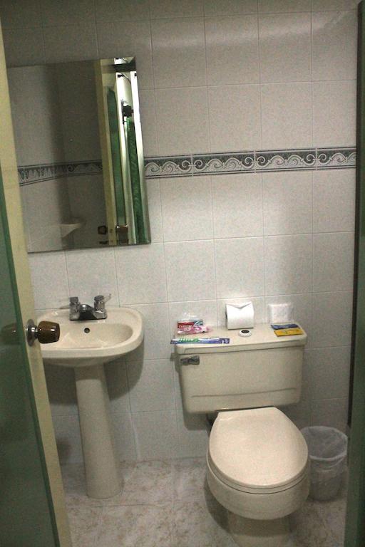 Lafont Park Hotel Funza Room photo